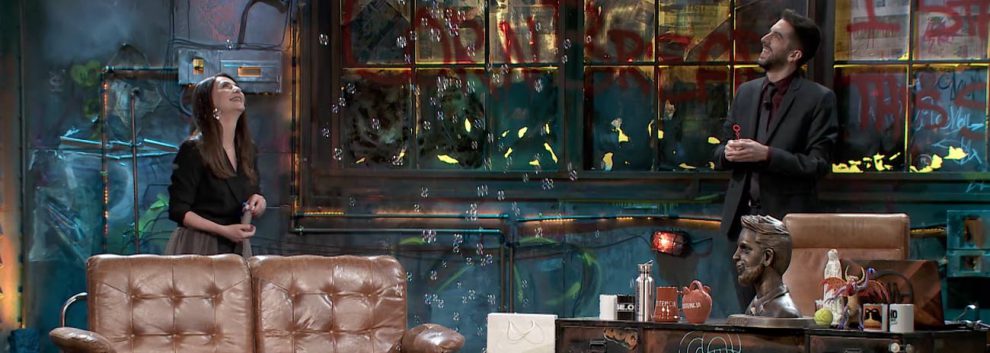 LA RESISTENCIA: Ana Fernández y David Broncano