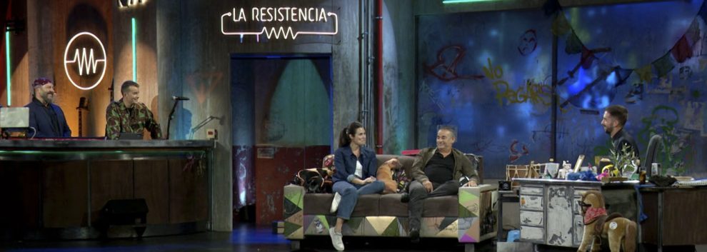 LA RESISTENCIA: Lorena Mauleón, Eduard Fernández y David Broncano