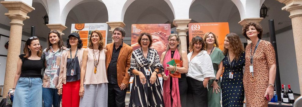 LAS ASAMBLEÍSTAS: Presentación