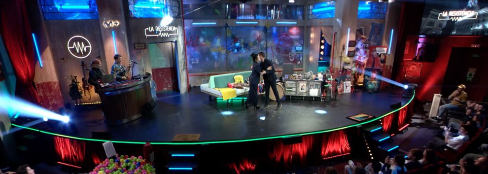 LA RESISTENCIA: Mon Laferte y David Broncano