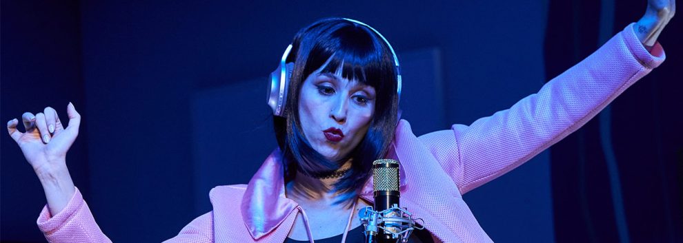 SHOWRIANO: Eva Soriano