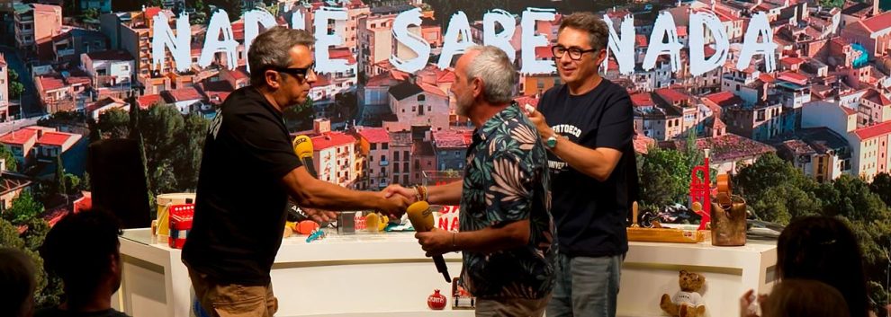 NADIE SABE NADA: Mia Font