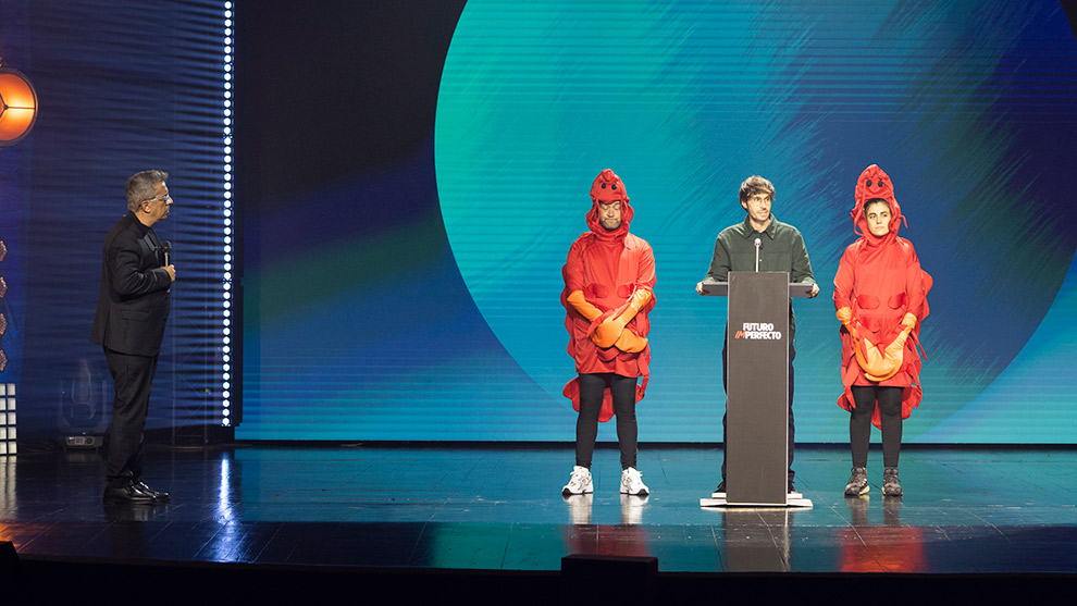 FUTURO IMPERFECTO: David Martos