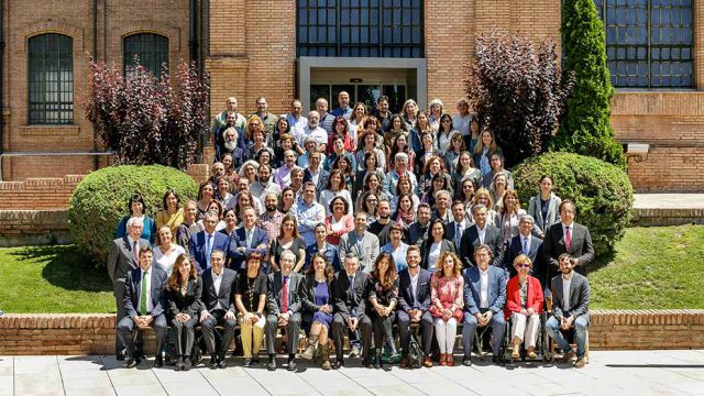 PRESENTACIÓN DE PROYECTOS SOCIALES DE LA FUNDACIÓN AGBAR